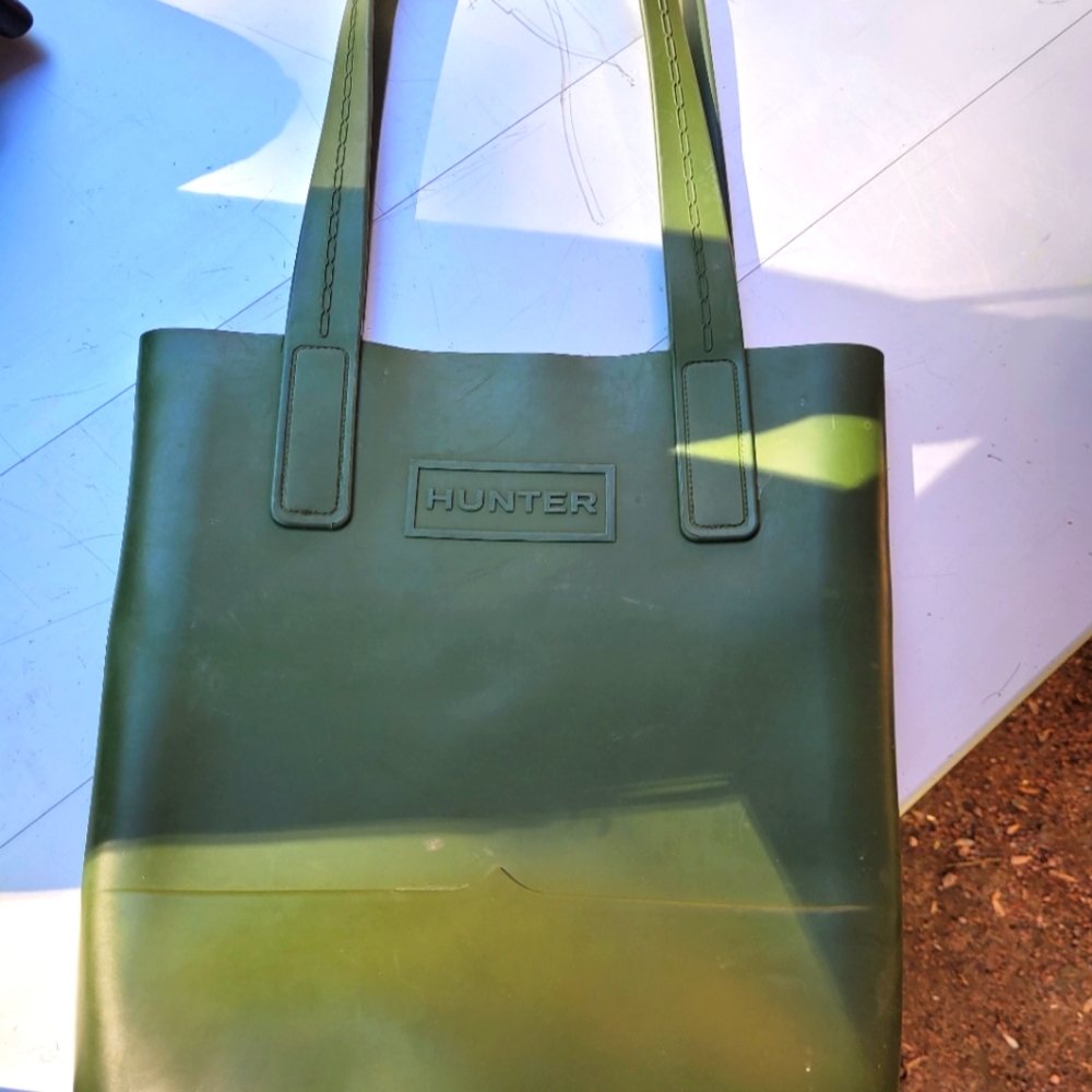 HUNTER rubber tote